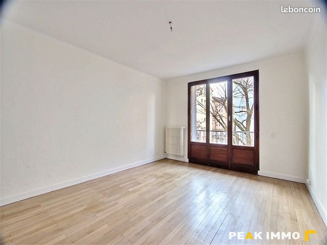 Appartement 4 pièces 83 m² · à Annecy · 83 m² · 1 000 €/mois