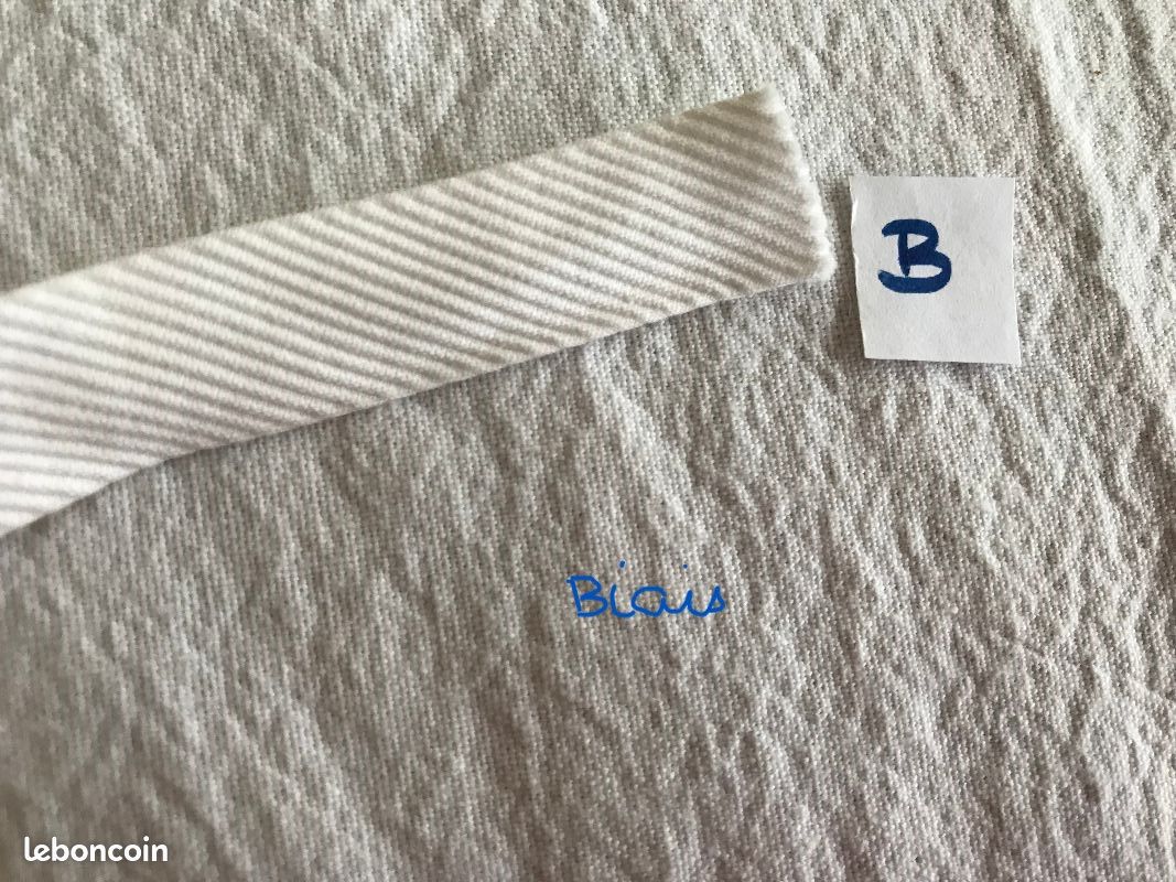 Mercerie – lot de biais sergé satiné (polyester ?) (image 4)