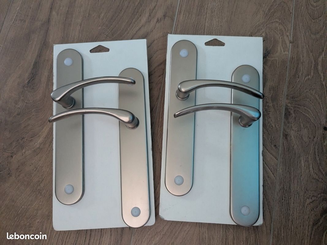 2 poignée porte intérieure (image 1)