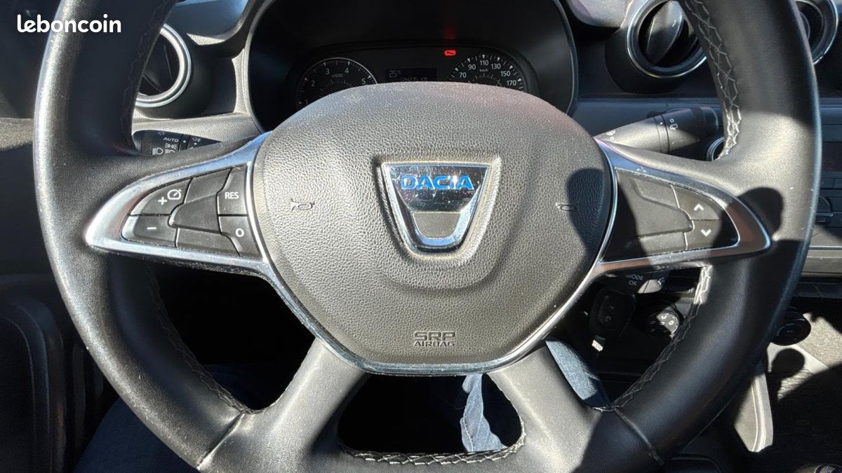 Dacia Duster ECO-GPL/ESS 100 4x2 Essentiel - 5P (image 22)