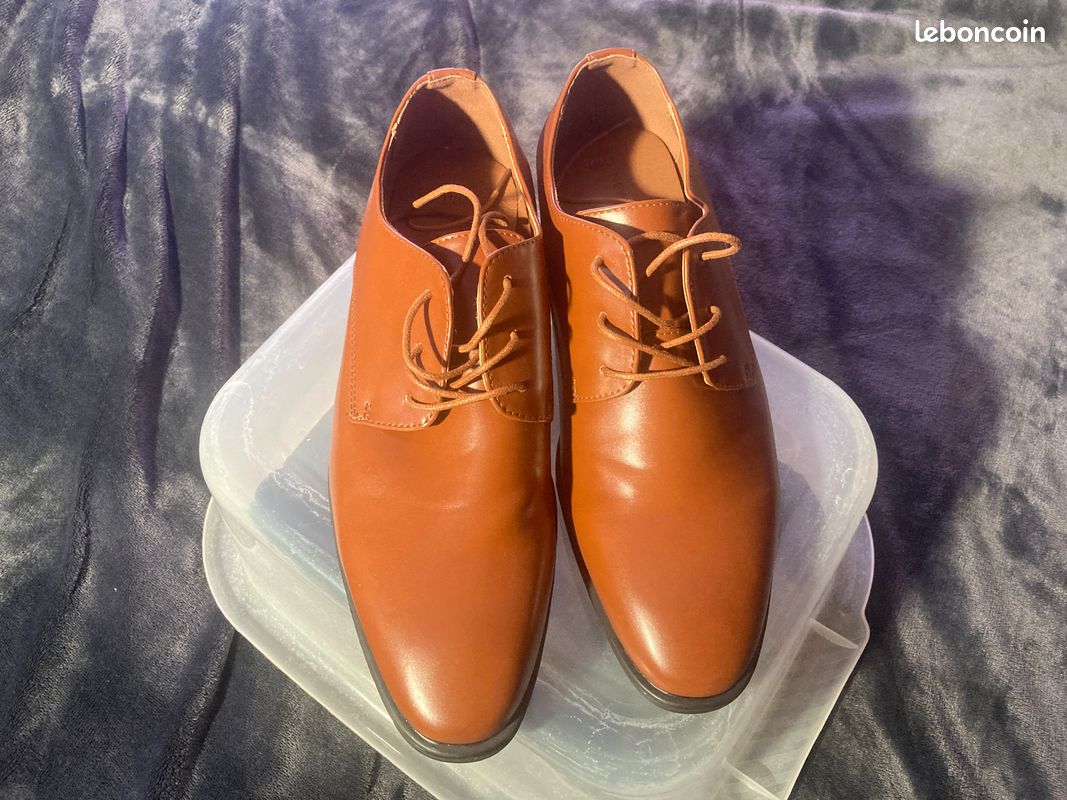 New Look – Chaussures Derby – Taille 45 – Comme Neuf Chaussures