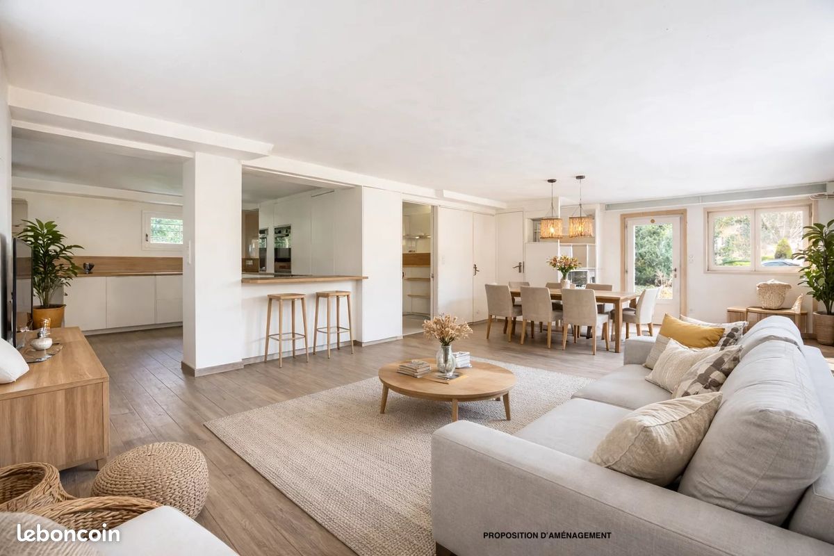Maison 6 pièces 180 m² · à Tassin-la-Demi-Lune · 180 m² · 350 000 €
