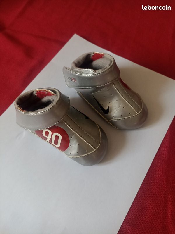 Chaussures bébé taille 18 5 (image 2)