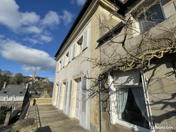 Maison 9 pièces 294 m²