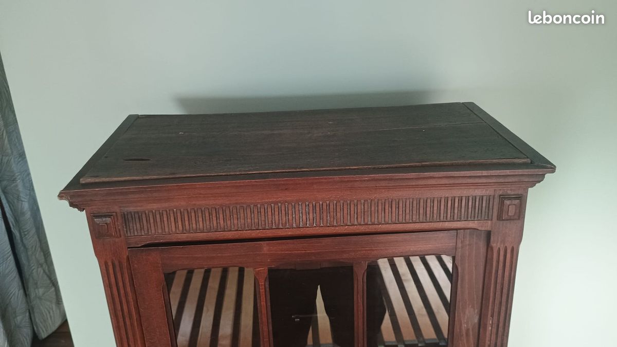 Petite armoire parisienne vitrée (image 5)
