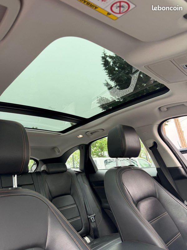 Jaguar F - Pace 2.0 D 163 cv Prestige 1ere main / Entretiens Jaguar (image 8)