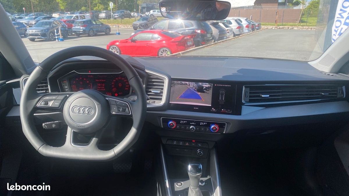 Audi A1 SPORTBACK 30 TFSI 116CH S LINE S TRONIC 7 (image 16)