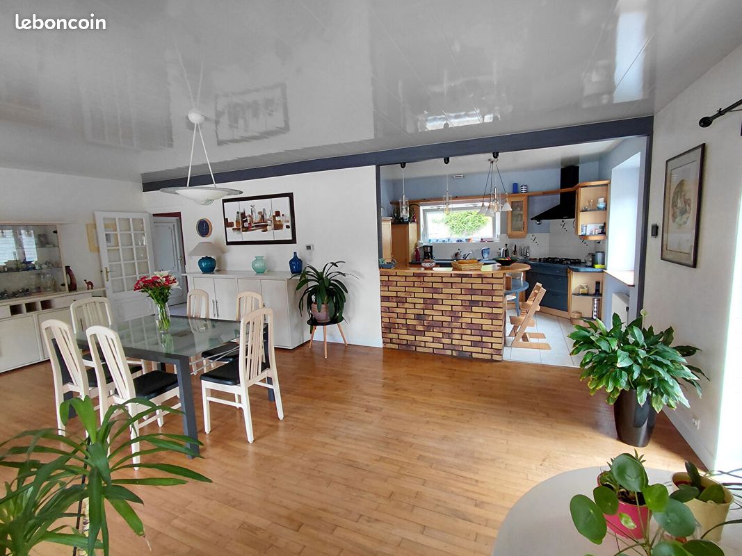 Propriété 7 pièces 149 m² (image 9)