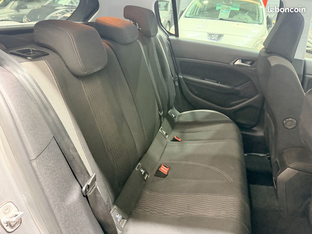 Peugeot 308 Style (image 13)
