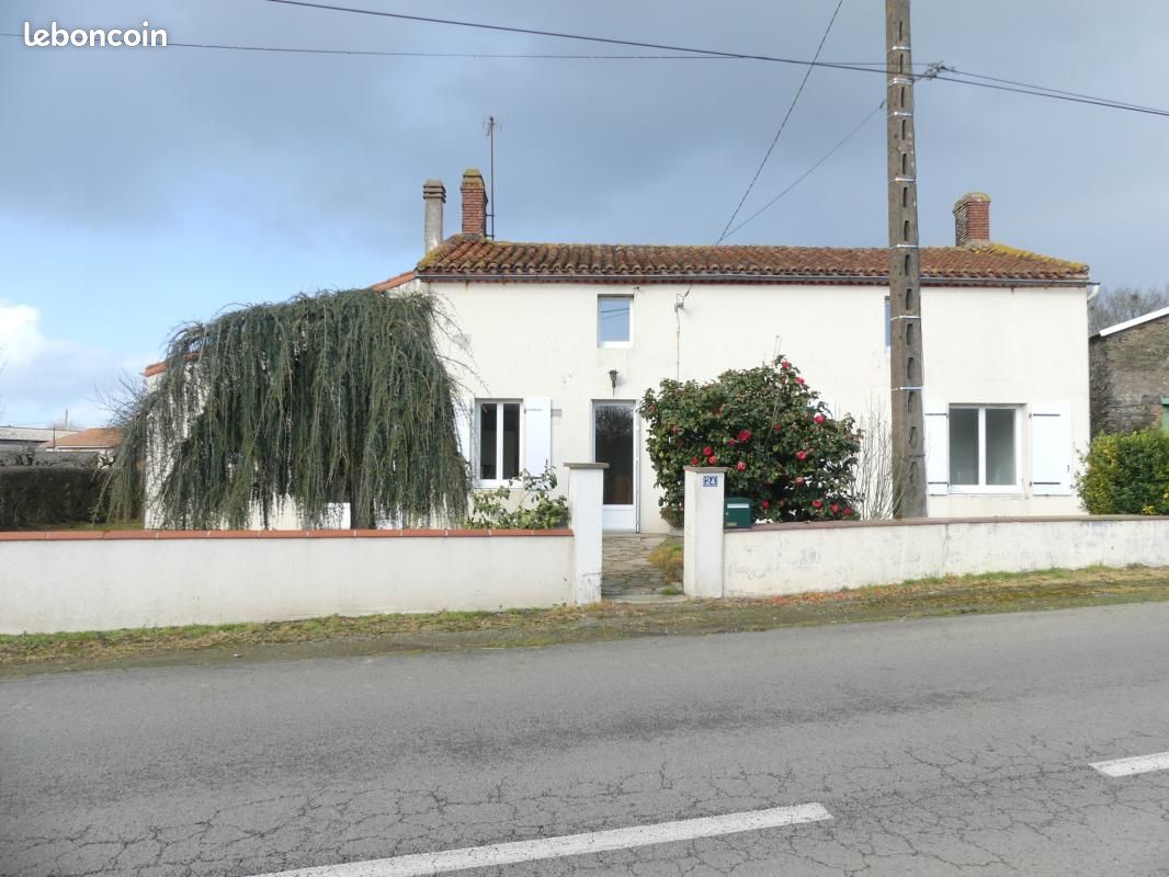 Maison 5 pièces 84 m² · à Saint-Martin-des-Noyers · 84 m² · 155 000 €