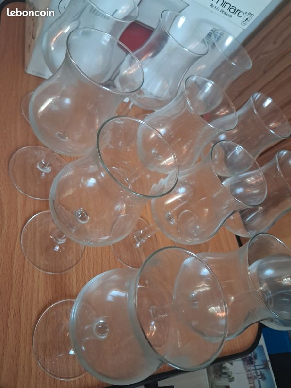 12 verres à vin (image 2)