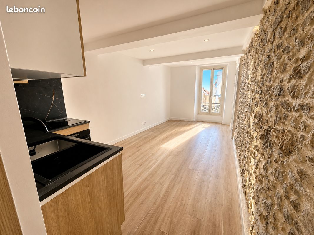 Appartement 2 pièces 40 m² · à Antibes · 40 m² · 267 000 €