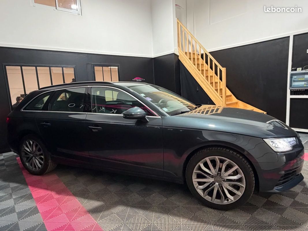 AUDI A4 AVANT 2.0 L TFSI ultra 190 CV S tronic 7 * SUIVI COMPLET AUDI / CARPLAY / HAYON ELECTRIQUE / VIDANGE FAITE POUR LA VENTE (image 4)