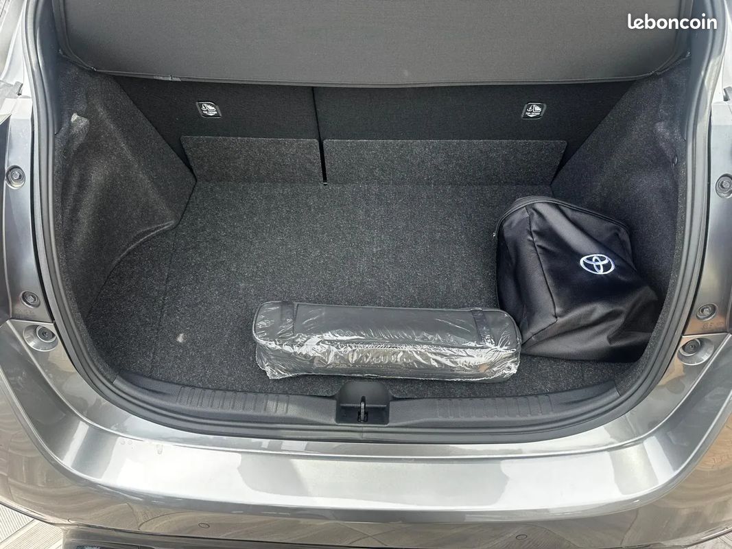 TOYOTA Yaris GR BVA 280ch - 2 100 km - CarPlay - Première main - Pack Track (image 29)