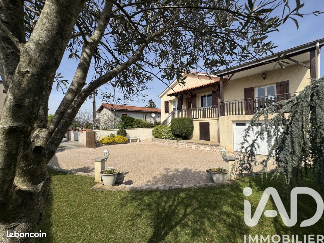 Maison 5 pièces 128 m² · à Montbrison · 128 m² · 278 000 €