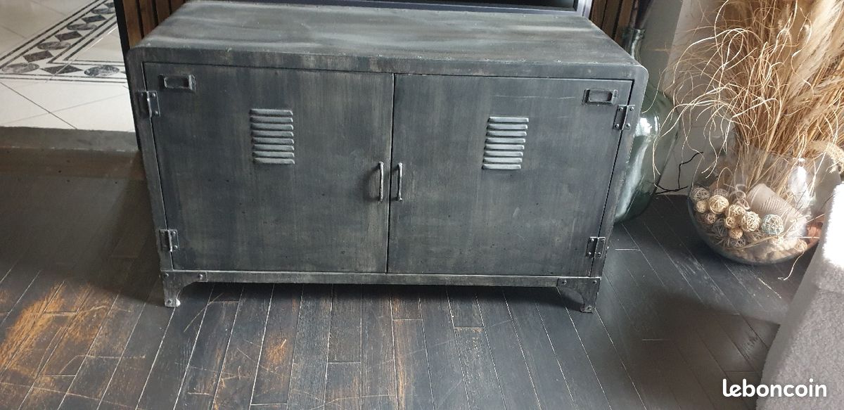 Meuble metal style industriel (image 1)