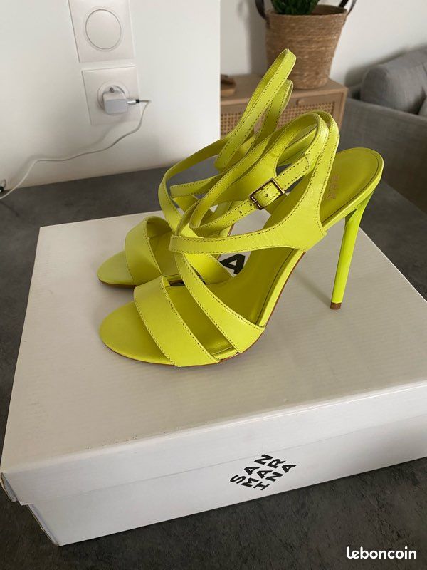 San Marina Botte Jaune Moutarde Talon Aiguille Escarpins Jaune