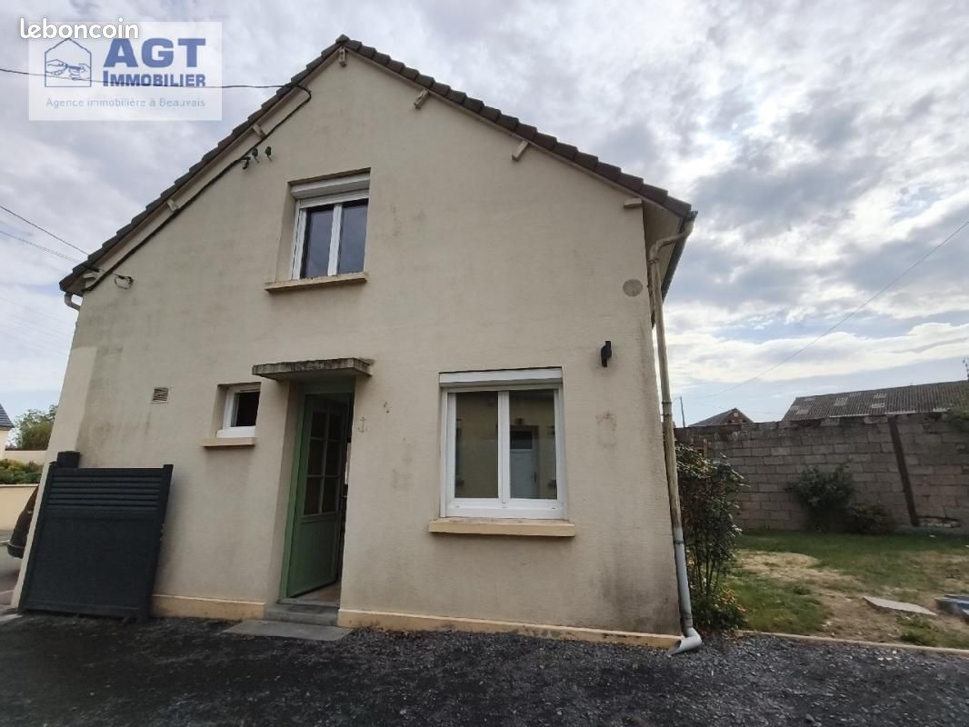 Maison 4 pièces 92 m² · à Bresles · 92 m² · 900 €/mois