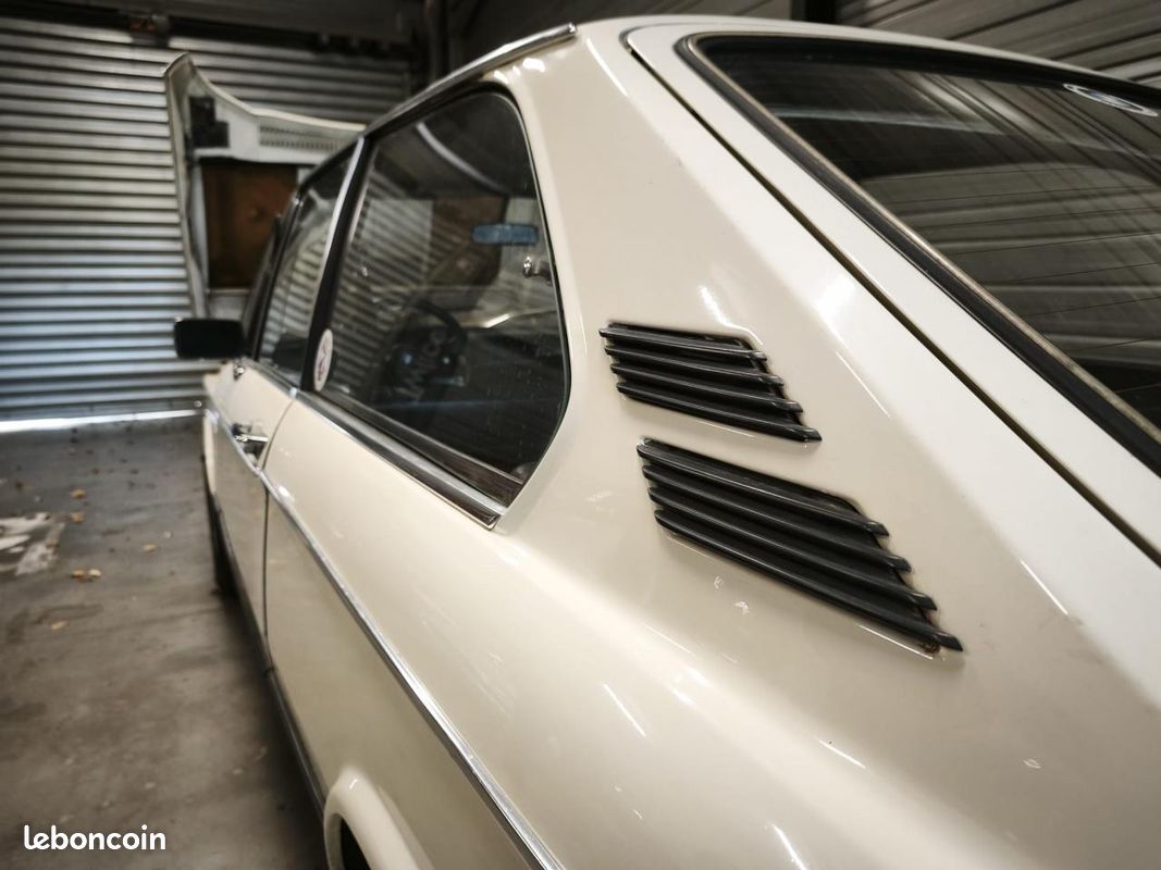 BMW 2002 tii Touring (image 23)
