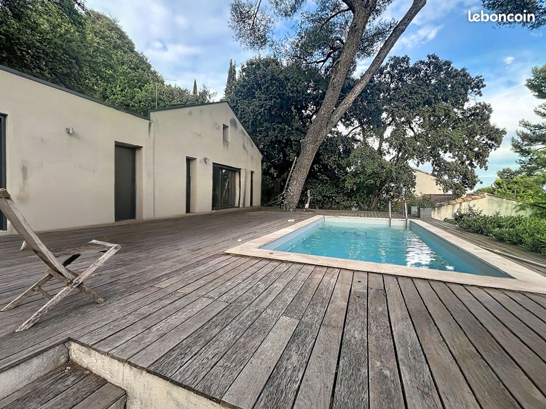 Maison 6 pièces 139 m² · à Villeneuve-lès-Avignon · 139 m² · 650 000 €