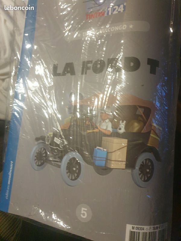 Tintin - En voiture Tintin - 1 Voiture 1/24 -Tintin au Congo - La Ford