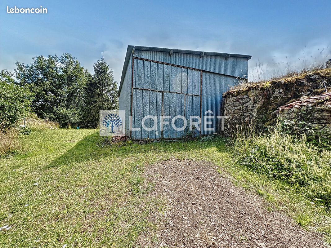Maison 8 pièces 120 m² - Pougne-Hérisson 79130 (image principale 16)