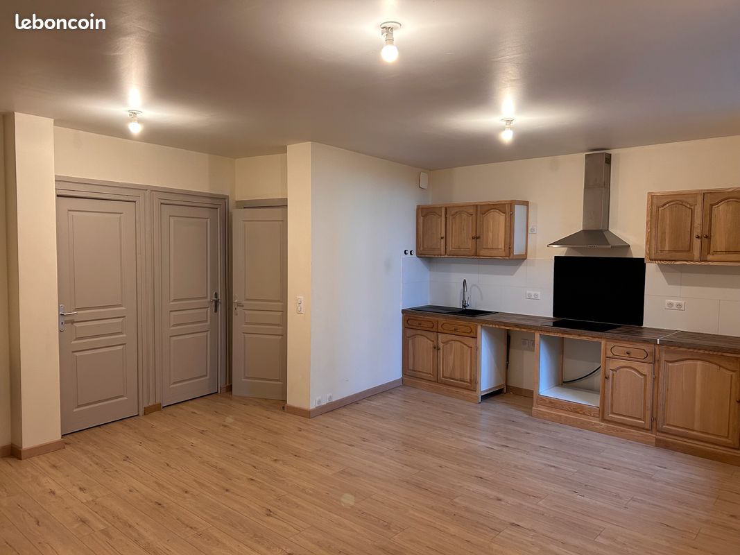 Appartement 3 pièces 58 m² · à Le Monastier-sur-Gazeille · 58 m² · 480 €/mois