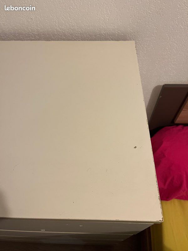 Commode blanche spacieuse (image 5)