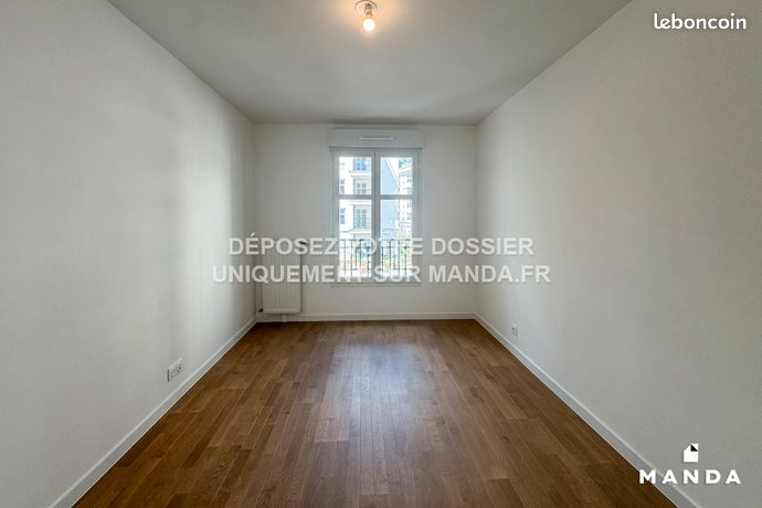 https://img.leboncoin.fr/api/v1/lbcpb1/images/53/a1/ab/53a1ab8b95dcf57c603ca312db44d1697516b7ff.jpg?rule=ad-image