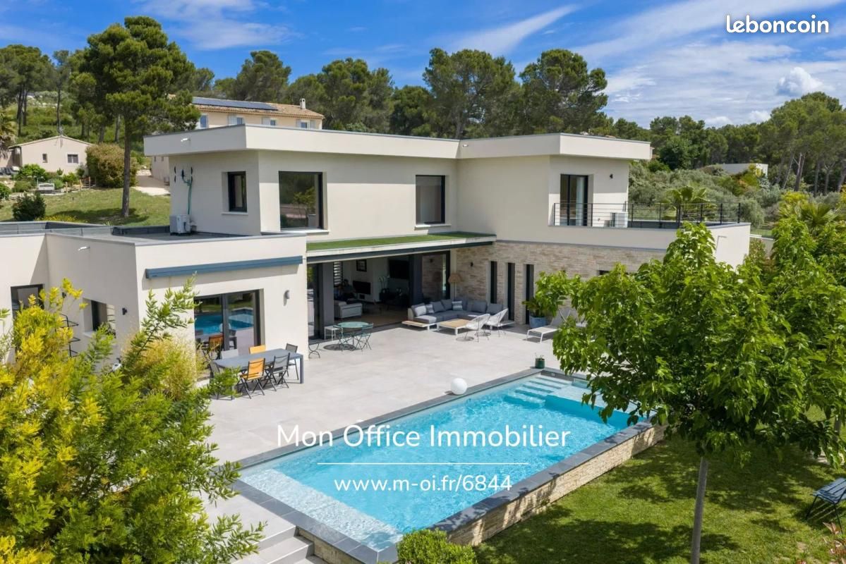 Maison 5 pièces 201 m² · à Aix-en-Provence · 201 m² · 1 595 000 €