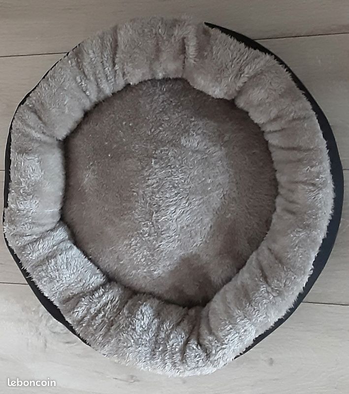 Panier pour chat (image 1)