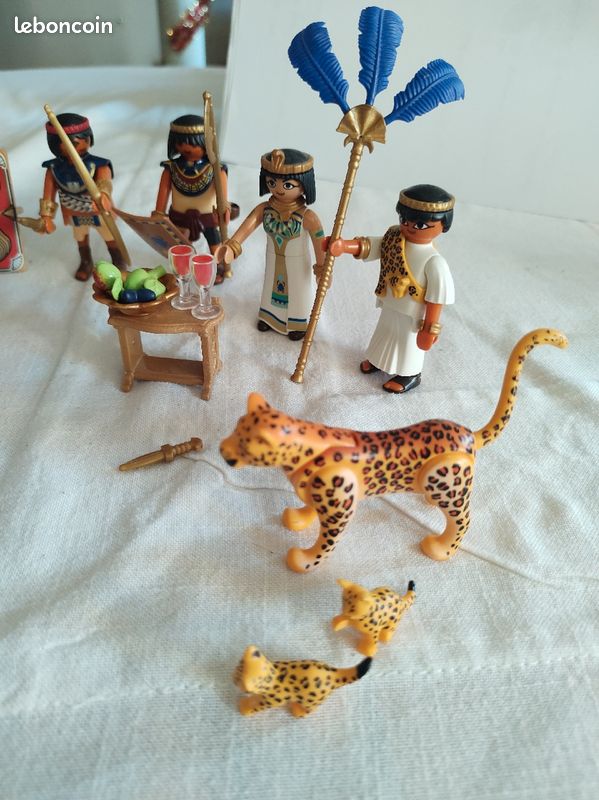 Playmobil César en quadrige ( rare ) et Cléopatre (image 3)