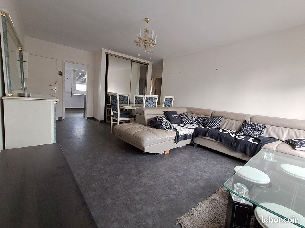 Appartement 3 pièces 63 m² · à Livry-Gargan · 63 m² · 150 000 €