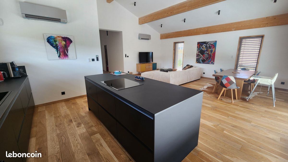 Maison 6 pièces 125 m² · à La Chaux-du-Dombief · 125 m² · 595 000 €