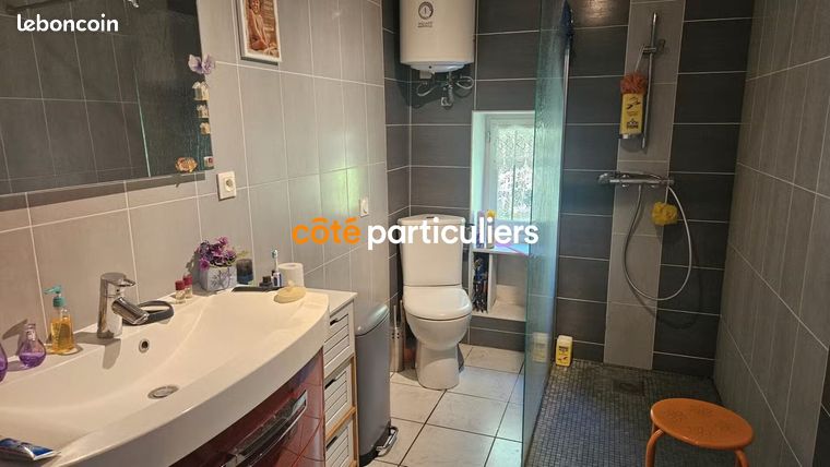 https://img.leboncoin.fr/api/v1/lbcpb1/images/53/a7/7e/53a77e5afd288ab7f8023699b1c67c110e1d6958.jpg?rule=ad-image