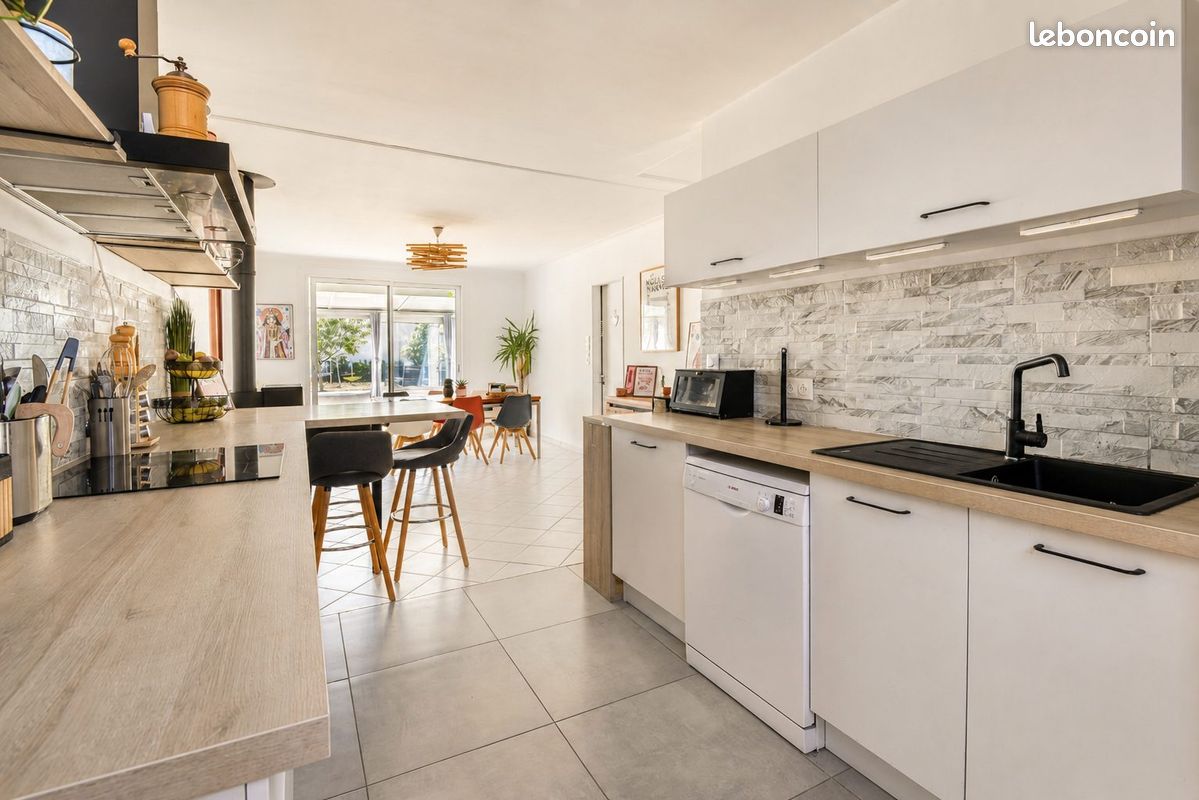 Maison 7 pièces 122 m² · à Saint-Sébastien-sur-Loire · 122 m² · 431 320 €