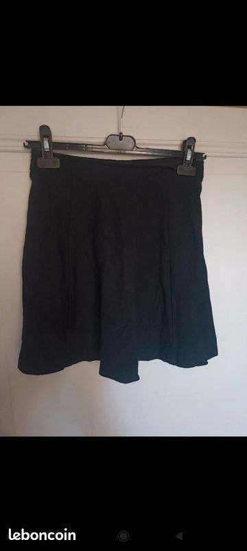 Jupe noir (image 1)