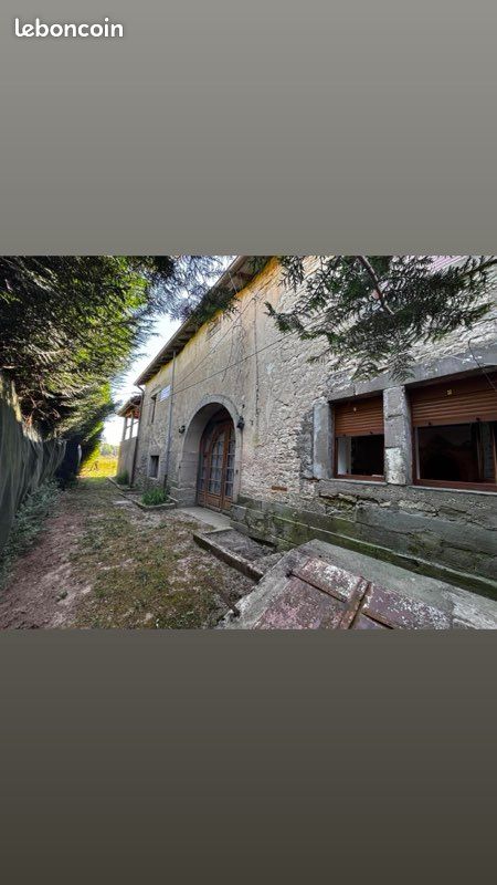 Maison 5 pièces 770 m² · à La Vôge-les-Bains · 770 m² · 150 000 €