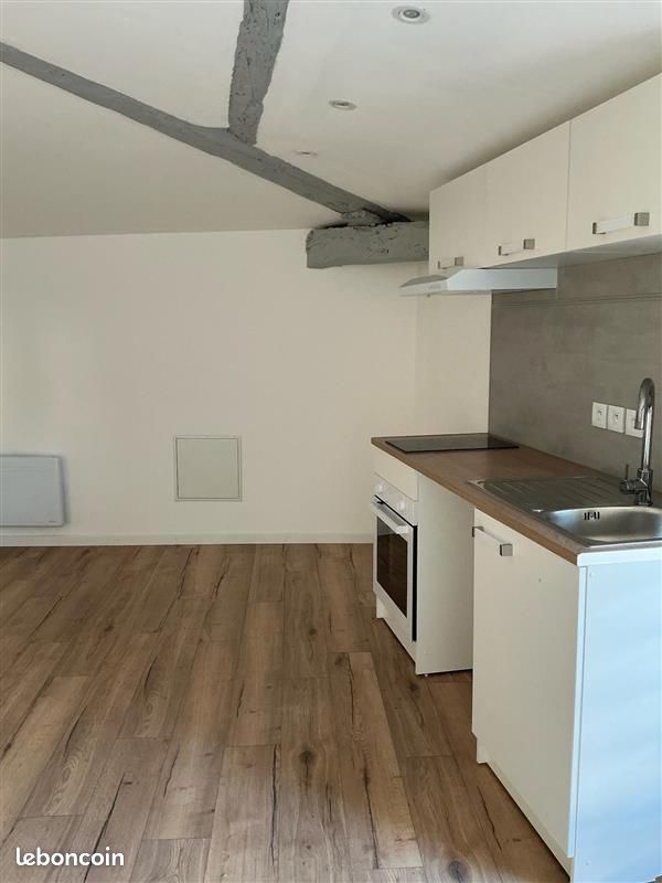 Appartement 1 pièce 30 m² · à Billom · 30 m² · 430 €/mois