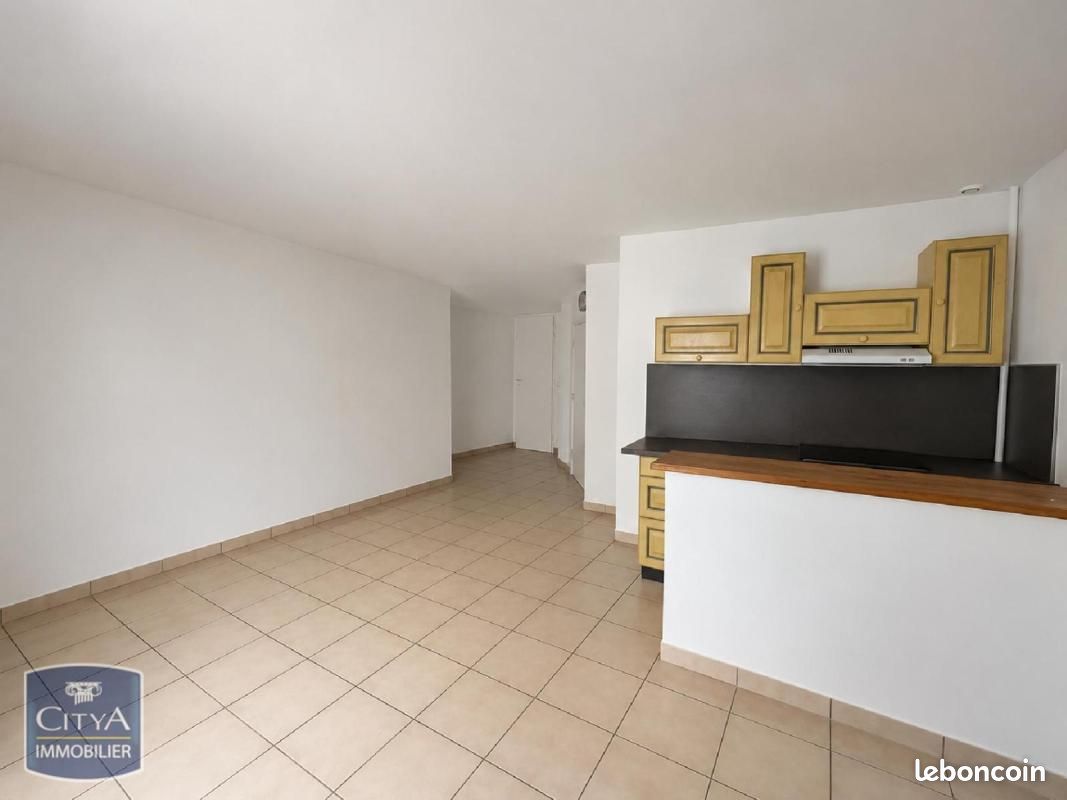 Appartement 1 pièce 30 m² · à Beaumes-de-Venise · 30 m² · 335 €/mois