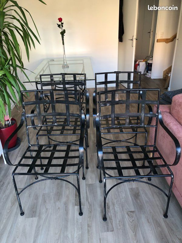 Table + chaises (image 4)