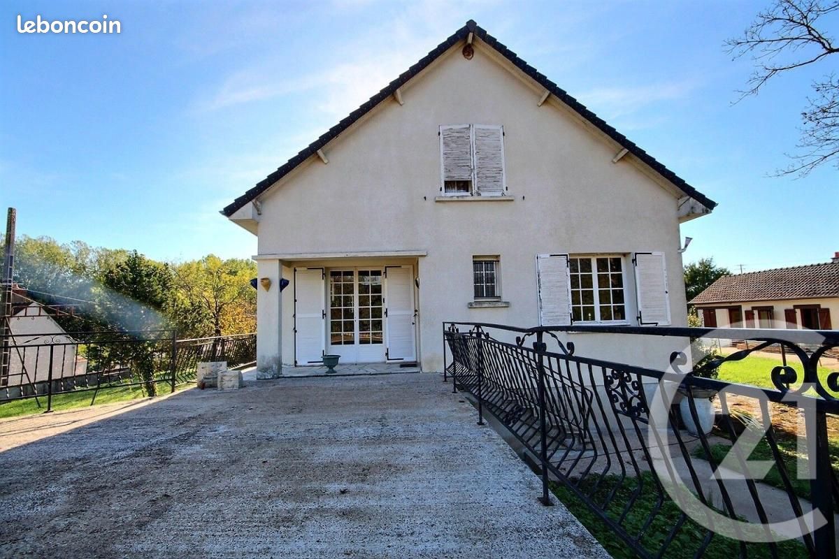 Maison 6 pièces 178 m² · à Tavers · 178 m² · 221 550 €