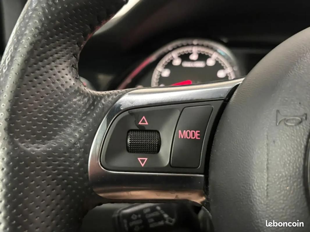 Audi RS6 5.0 TFSI 581 ch 4X4 BVA - FREINS CERAMIQUES TOIT PANORAMIQUE OUVRANT CAMERA DE RECUL (image 24)