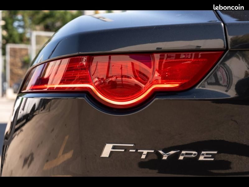 Jaguar F-Type Coupe 5.0 V8 550ch R BVA8 (image 21)