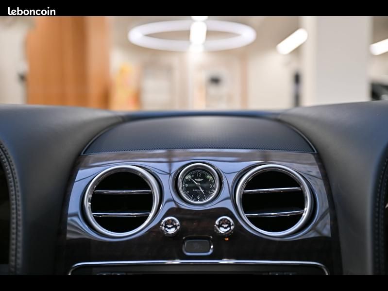 Bentley Flying Spur V8 4.0L 507ch (image 32)