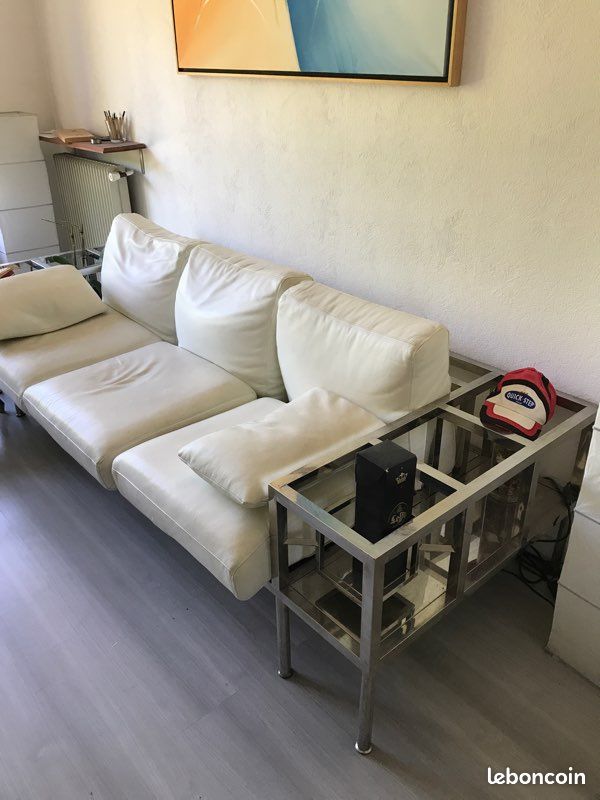 Canapé vintage acier et cuir année 90 . 2,50mx0,90cmx0,60 avec lumière, cuir blanc (image 1)