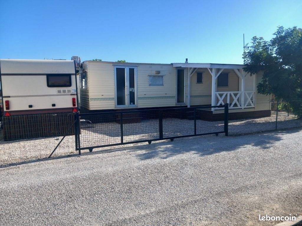 Terrain 105 m² · à Sigean · 105 m² · 32 000 €