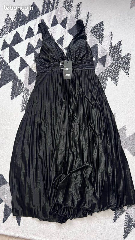 Robe de soirée (image 1)