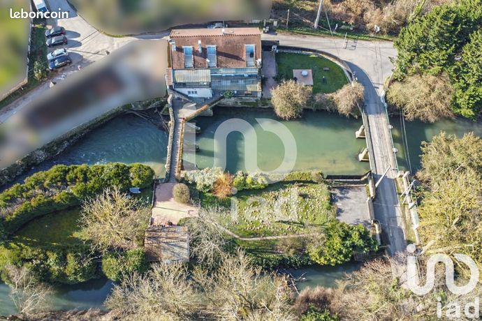 Moulin 8 pièces 328 m²