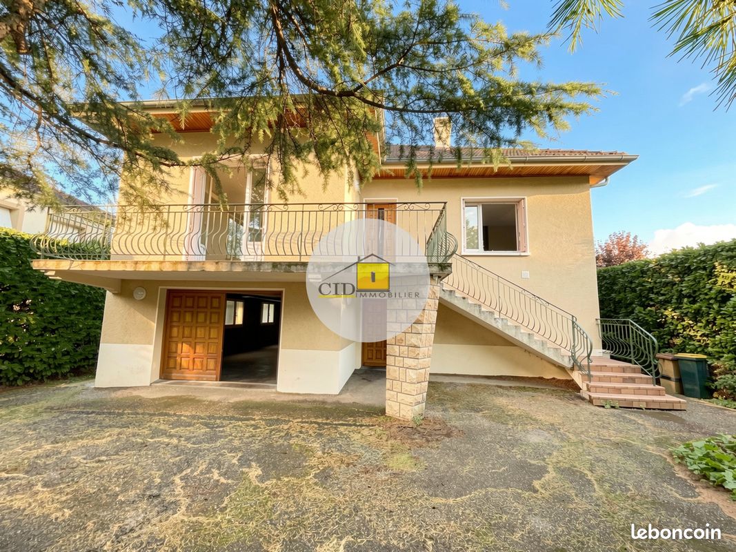 Maison 6 pièces 150 m² · à Saint-Priest · 150 m² · 399 000 €